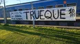 CONVOCATORIA. Un cartel en la estación invita al trueque se este sábado.