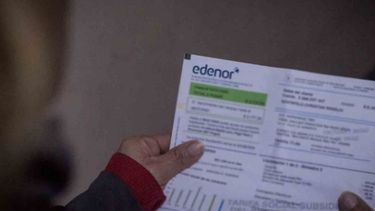 el aumento en la factura final de electricidad seria de 42,72%