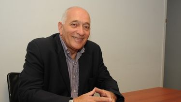 REFERENTE. El pilarense Roberto Domenech, se retira de CEPA después de 30 años.&nbsp;