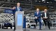 ACTO. En El Palomar, Massa celebró la salida de planta de la unidad Peugeot 208 N° 100.000..