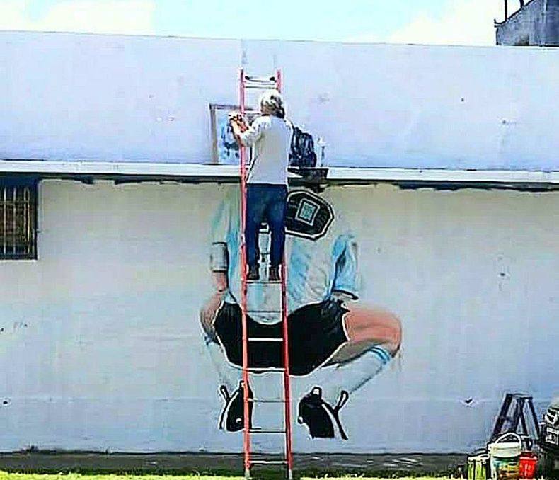 DIEGO. Uno de los murales del Gato Maass más queridos por la gente.