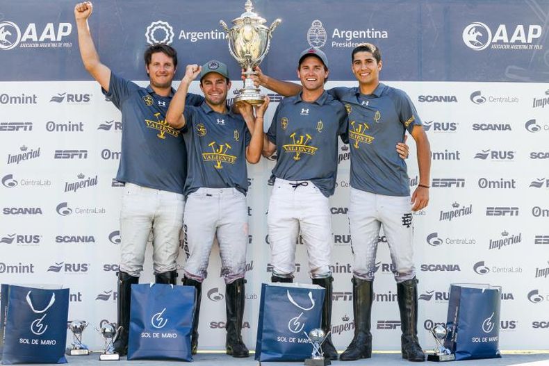 CAMPEÓN. El cuarteto de La Dolfina que logró el título de la Copa Diputados.
