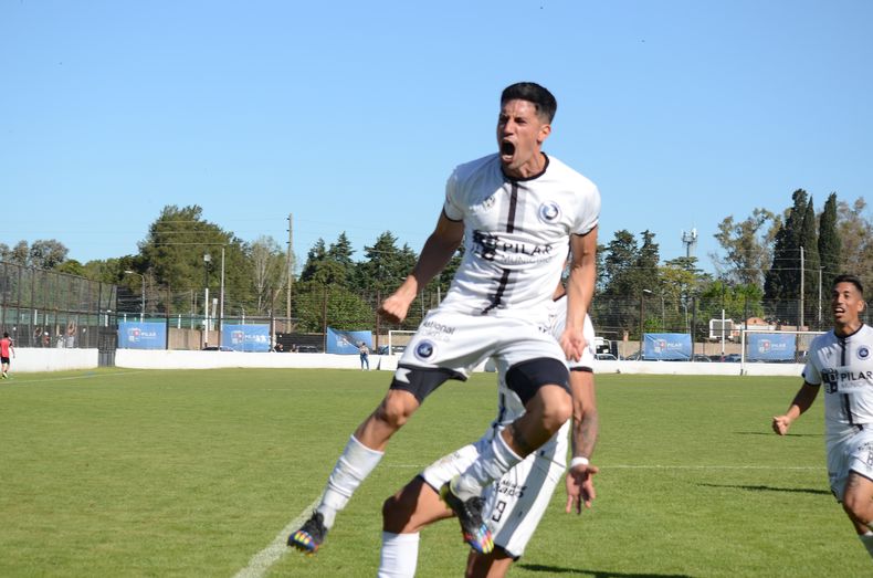 Mathias Crocco: “Si hacemos lo que hicimos en el primer tiempo, lo más probable es que nos llevemos el partido”.