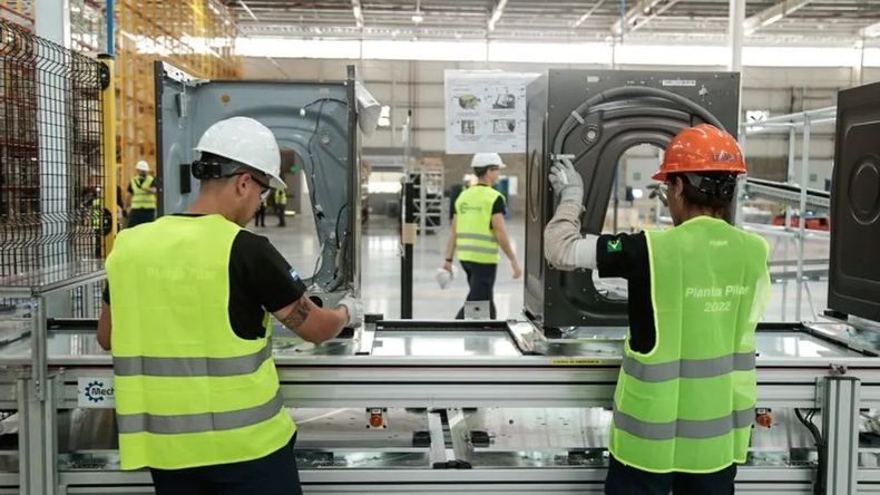Las industrias también pagarán las facturas con aumento desde febrero.&nbsp; &nbsp;