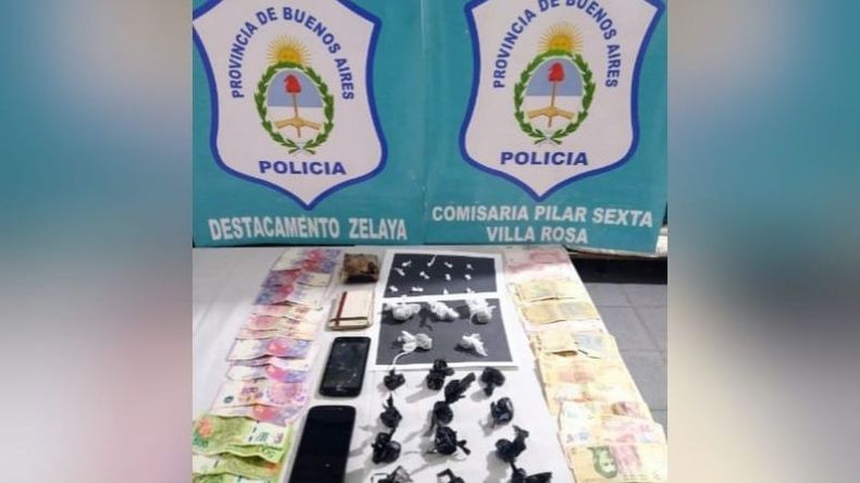 MARIHUANA Y COCAÍNA. Parte de la droga incautada. .