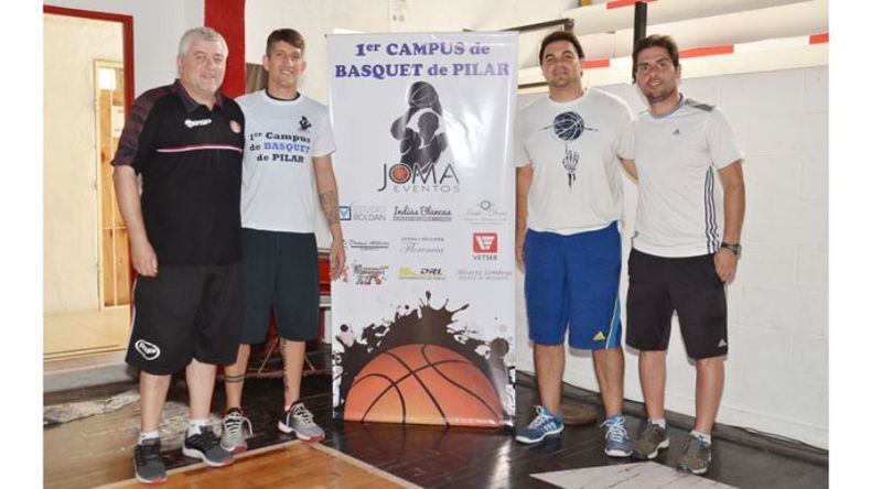 REUNIDOS. Los técnicos, Demti, Treise, Gentiluomo y Martínez..