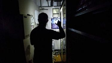 MAÑANA A MEDIA LUZ. El apagón se sintió fuerte en Pilar..
