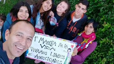 El docente Marcelo Villavicencio es uno de los promotores locales..