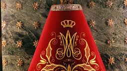 Tradición, historias y curiosidades de la Virgen del Pilar