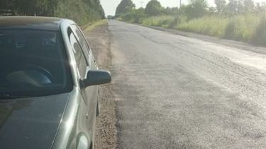 El día 30/11 viniendo hacia Pilar sobre la Ruta 34, camino viejo que llega a Ruta 6, caímos con el auto en un enorme pozo, por lo cual pusimos en riesgo la vida y se destruyó el cárter del auto. Necesitamos respuesta del Municipio, porque corresponde a Pilar. Vale Villani. .