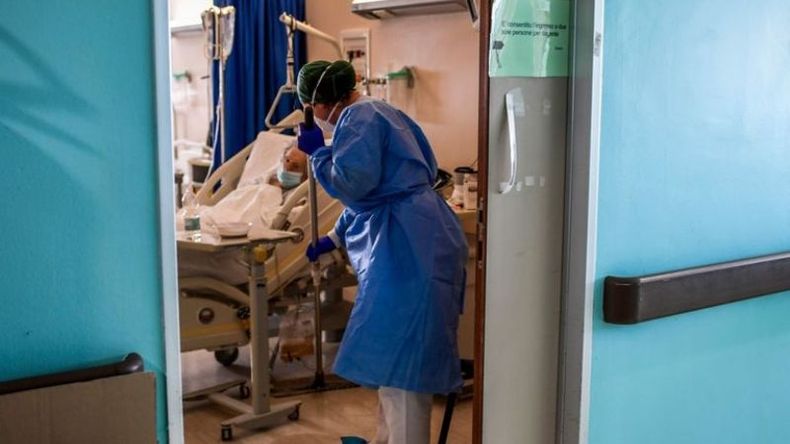 EL DATO. 39,1% es la ocupación de camas críticas en el AMBA. .