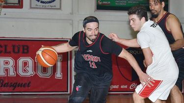 CHAVO DÍAZ. Derqui tendrá revancha con Independiente..