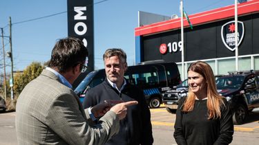 EN EL COM. Achával y Soledad Peralta junto al secretario de Seguridad, Federico Kruse. &nbsp;