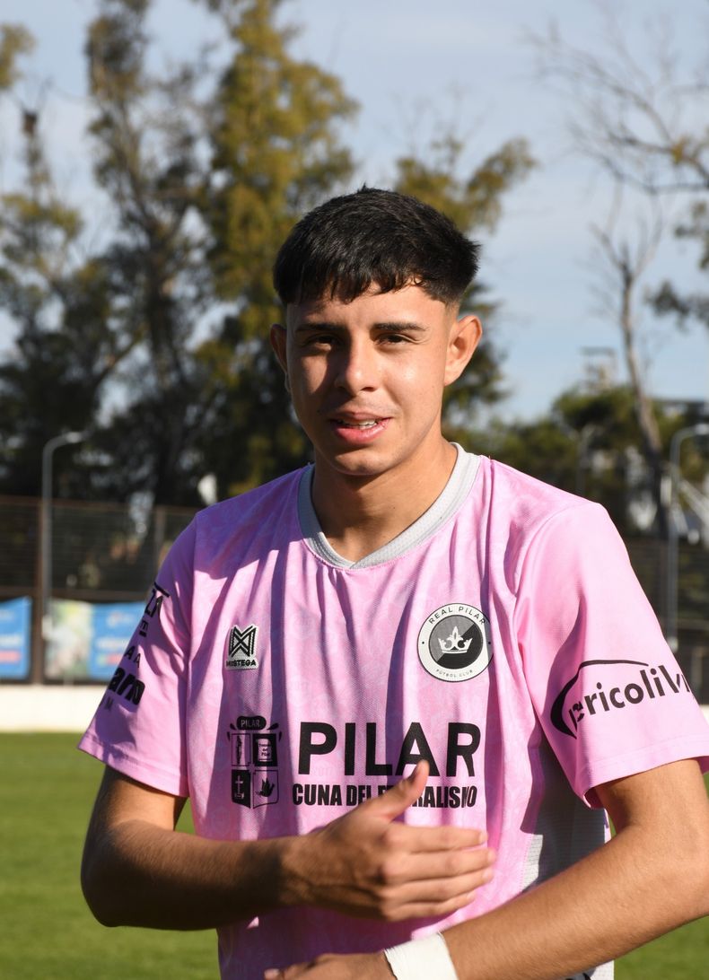 Franco Camargo dio el salto a Primera tras su gran actuación en la reserva del club.