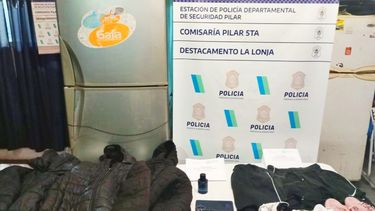 Los elementos secuestrados en la casa de las acusadas, en la localidad de Del Viso. Los elementos secuestrados en la casa de las acusadas, en la localidad de Del Viso.