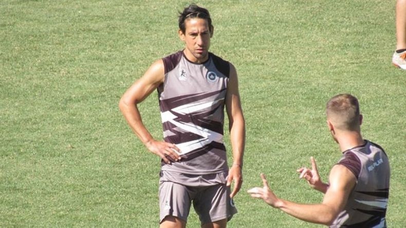 CONCENTRACIÓN. “El torneo corto te exige todo el tiempo”, dijo Pérez. (FOTO: PRENSA REAL PILAR)..