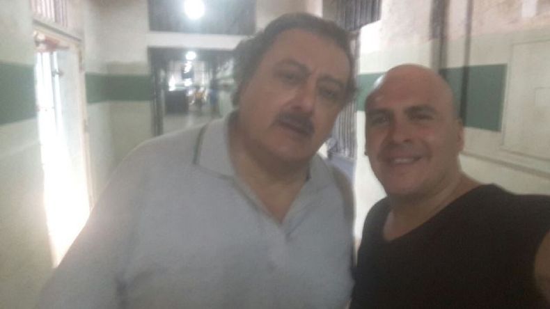 Con Claudio Rissi, quien hace el papel de Mario Borges..