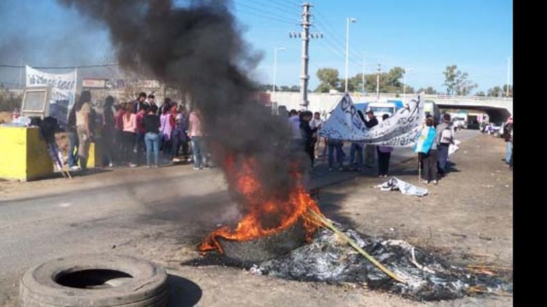 Los trabajadores de Kromberg prometen volver a bloquear el Parque Industrial..