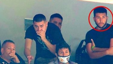 Padre e hijo podrían recibir una pena de seis meses a dos años de prisión. .