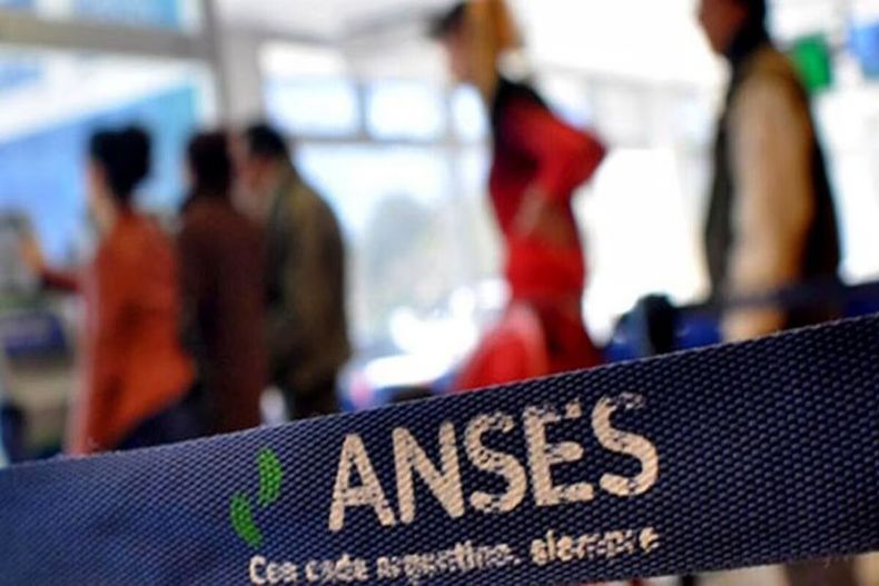 La Administración Nacional de la Seguridad Social (ANSES) continúa con la fechas de pagos del calendario de este mes. Conocé quiénes cobran hoy.