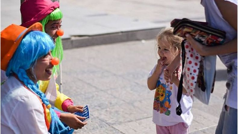 SONRISA. Rocío Duarte, lleva salud y alegría donde se necesita..