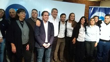 CANDIDATOS. D’Onofrio, con los integrantes de la lista de 1País..