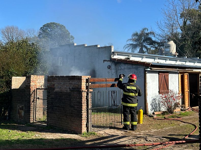 Debieron trabajar tres dotaciones de los Bomberos Voluntarios de Del Viso.&nbsp;