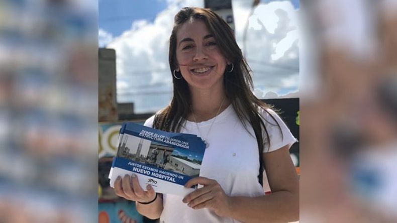 La juventud Pro aprovechó las Patronales para lanzar una campaña. “Donde ellos dejaron una estructura abandonada, juntos estamos haciendo un nuevo hospital”, dicen. .