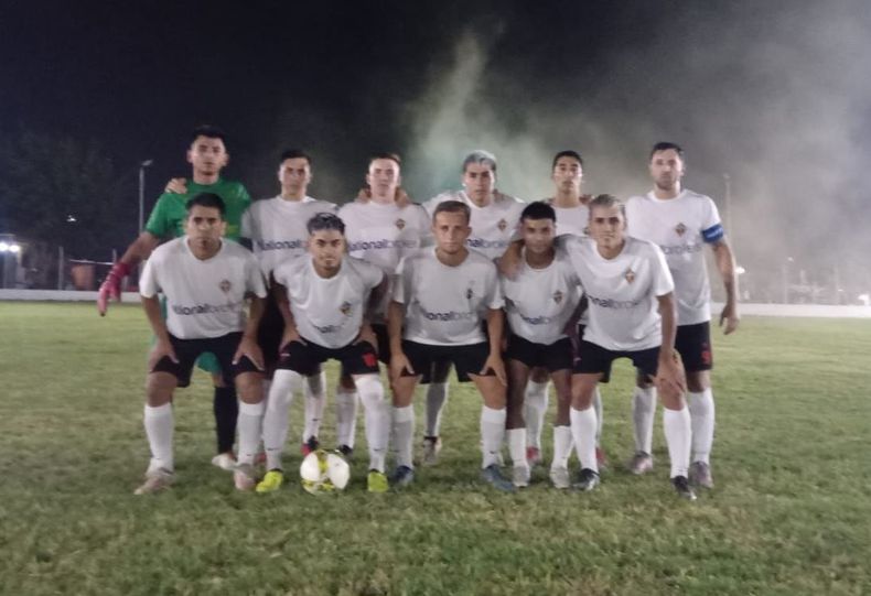 EQUIPO. El once inicial de Manzanares que jugó ante Bajo San Isidro.