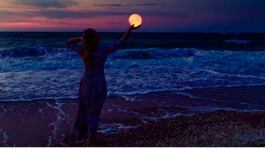 El último eclipse de Luna en Piscis nos impulsa a cerrar ciclos para dar lugar a nuevas etapas, marcando finales significativos y transformaciones.
