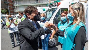 SALUDO. Kicillof pidió a los bonaerenses mantener los cuidados contra el coronavirus..