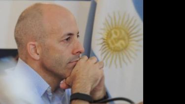 PENSANDOR. Ducoté analiza un nuevo rumbo en el segundo semestre de mandato..