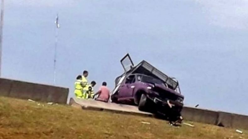 El choque se produjo en el kilómetro 30 de Panamericana, a la altura del cruce con la Ruta 197. Foto @lapanaweb.