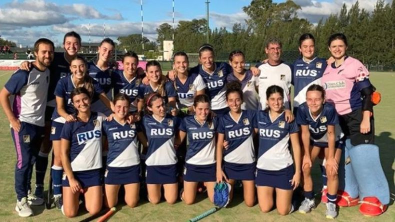 VICTORIA. El equipo de Champagnat B que ganó el duelo de equipos locales..