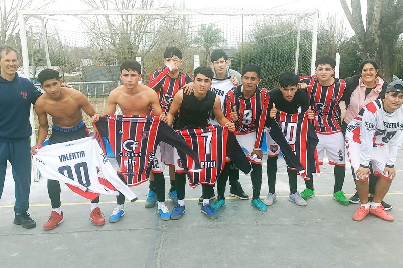 La Secundaria 15 de Del Viso se quedó con el título de la Sub 18 al vencer 5-3 en la final a la Secundaria 5 de Villa Rosa.