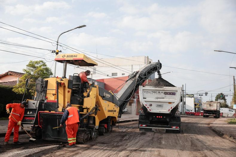 La ruta 8 es una de las principales obras en marcha.