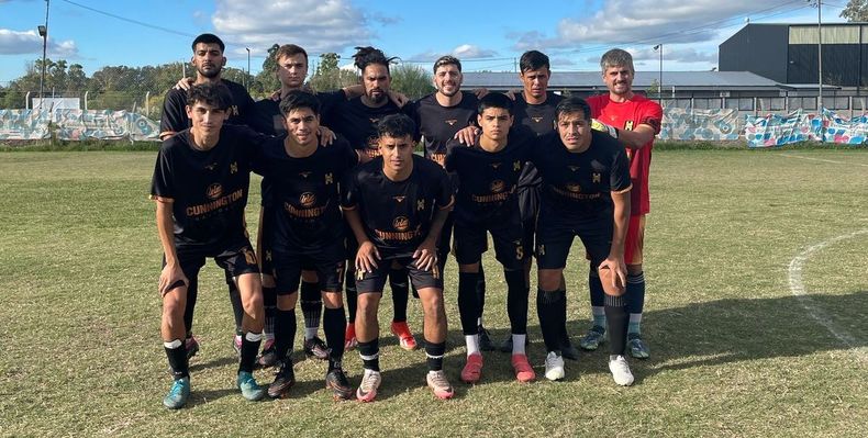EQUIPO. Atlético Pilar terminó 4º en la Zona Competencia de la División B.