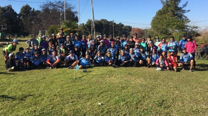 “Aquí no se viene a competir, se viene a compartir”, subrayan desde Pilar Bici Club..