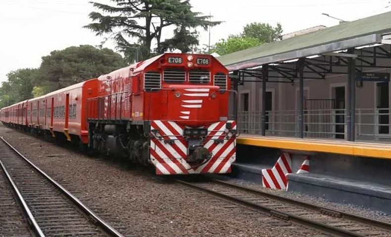 La línea Belgrano Norte une a Retiro con Villa Rosa.