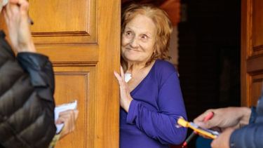 PUERTA A PUERTA. El Municipio continúa con el plan de vacunación..