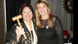 Judith Figueroa recibe el mando de parte de Ana Saric..