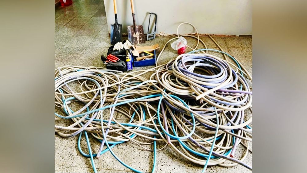 Los elementos que intentaron llevarse los delincuentes de la planta de ILVA.&nbsp;