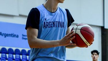 Lucas Giovannetti sigue en la concentración en el Cenard.