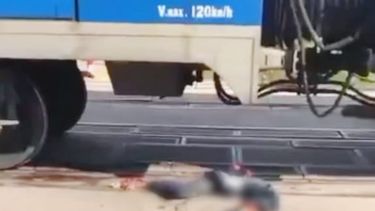 El accidente fatal ocurrió en el cruce de la calle Entre Ríos y las vías.&nbsp;
