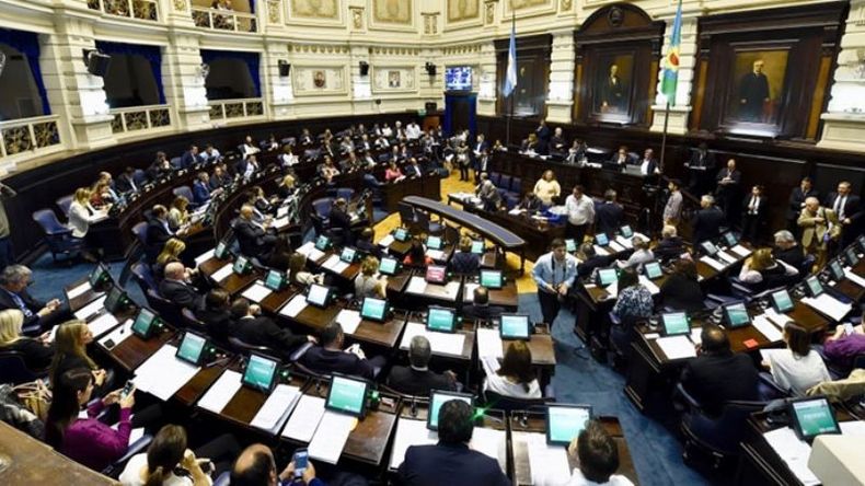 SESIÓN. Diputados tuvo un debate caliente..