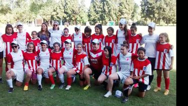 NUMEROSAS. El año pasado creció la cantidad de jugadoras..