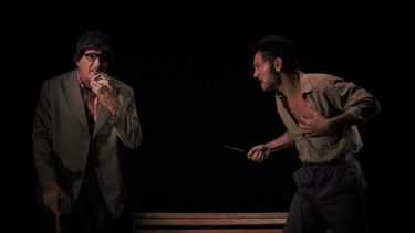 Gastón Biagioni, protagonista y director, junto a Omar Cerávolo.