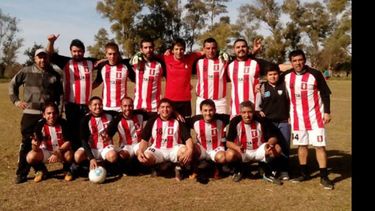 FIRMEZA. Libertad trabajó para vencer 2-1 a Flecha Dos..