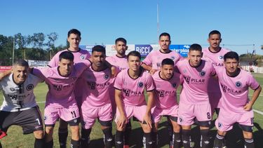 FORMACIÓN. Los titulares que en la tarde de este miércoles derrotaron 3-2 a Berazategui.