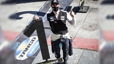 DUEÑO. Azar sumaba su 4ª pole consecutiva. Foto: Damian Barischpolski. .